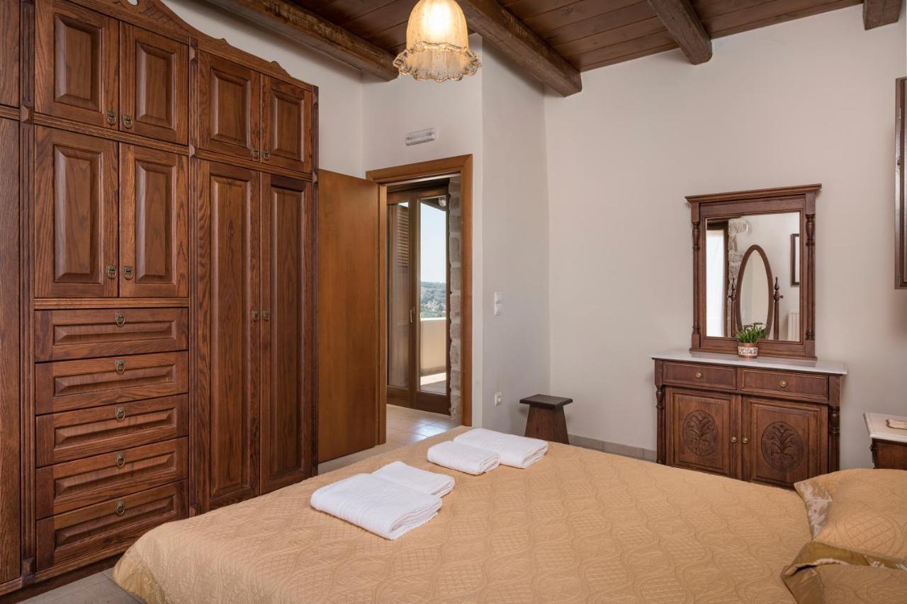 Xatheri Villa *